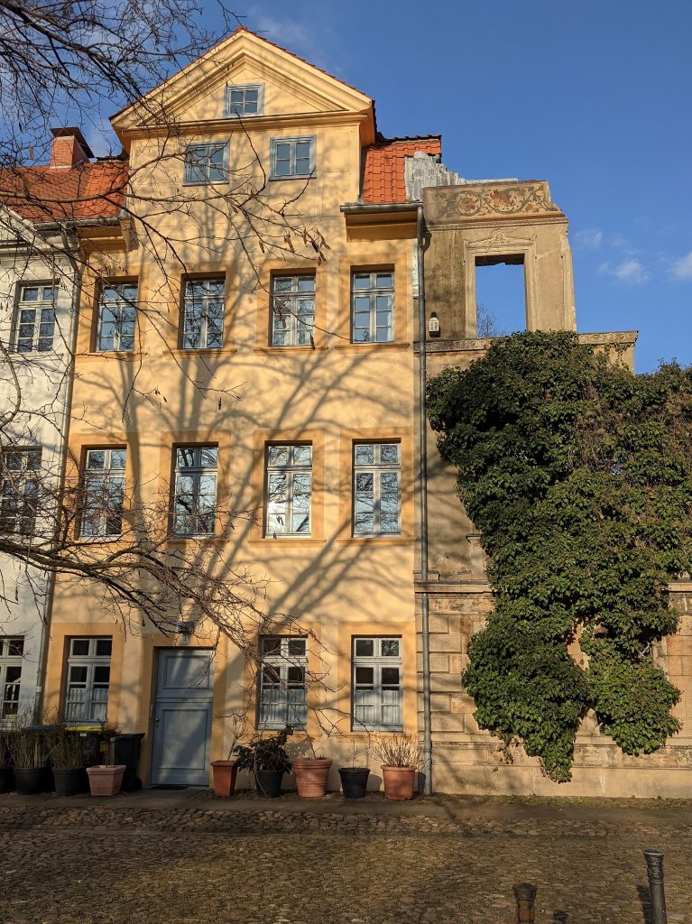 Ruine am Lessingplatz