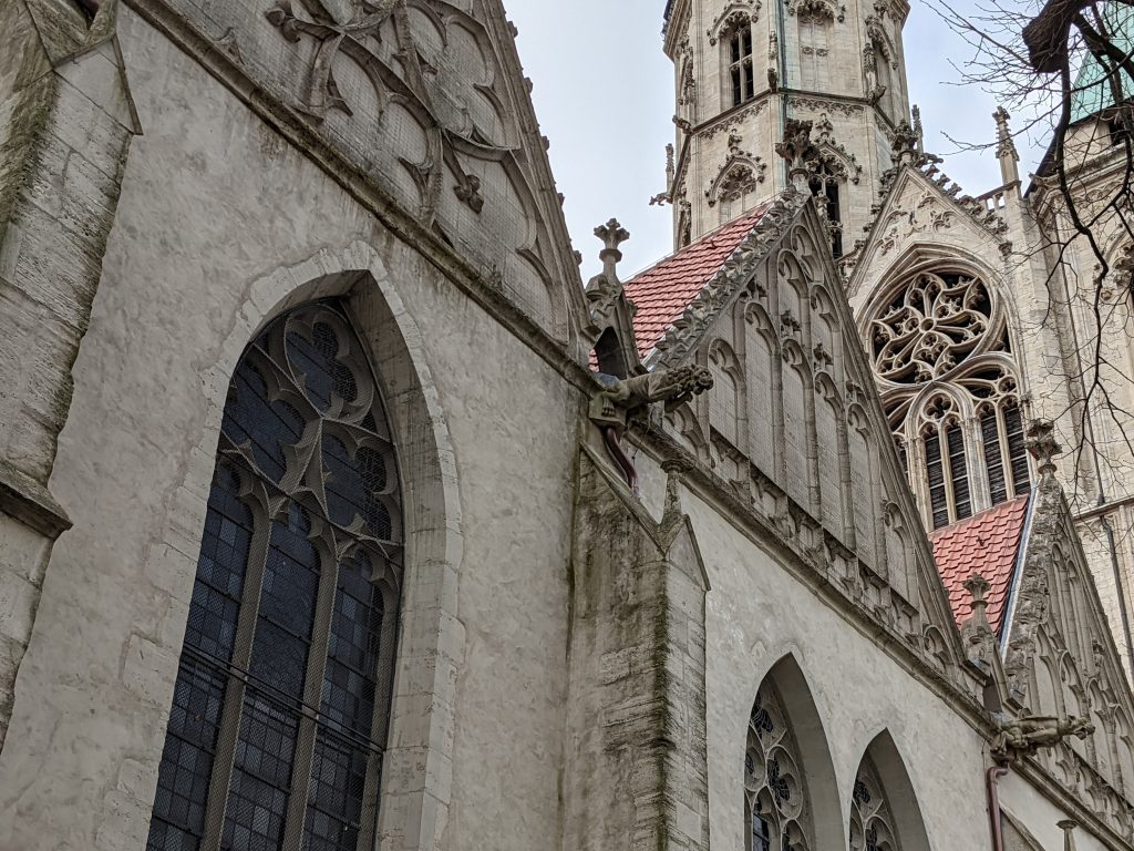 Giebel der Andreaskirche