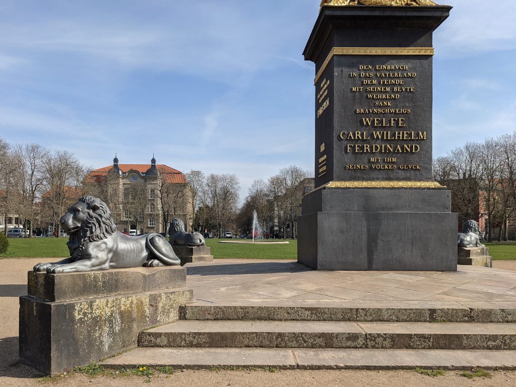 Obelisk Südseite
