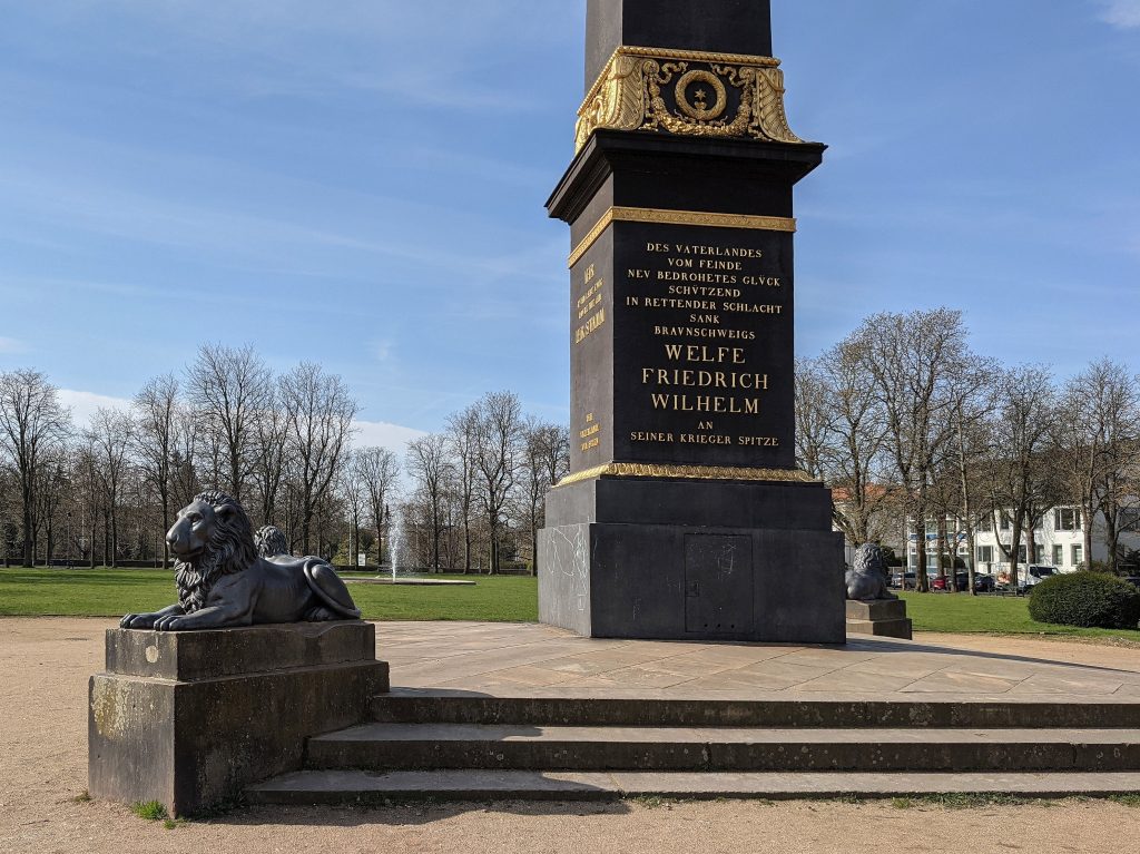 Obelisk Nordseite