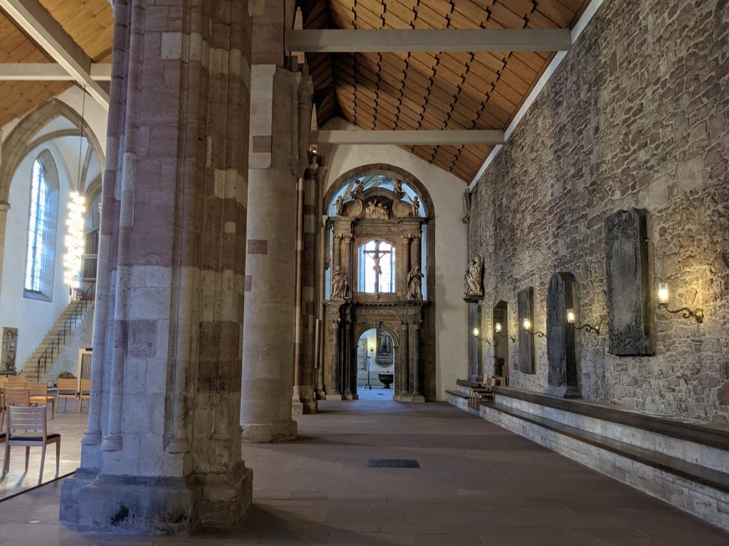 Magnikirche Südseite innen
