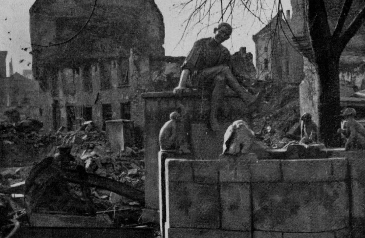 Eulenspiegelbrunnen nach Krieg