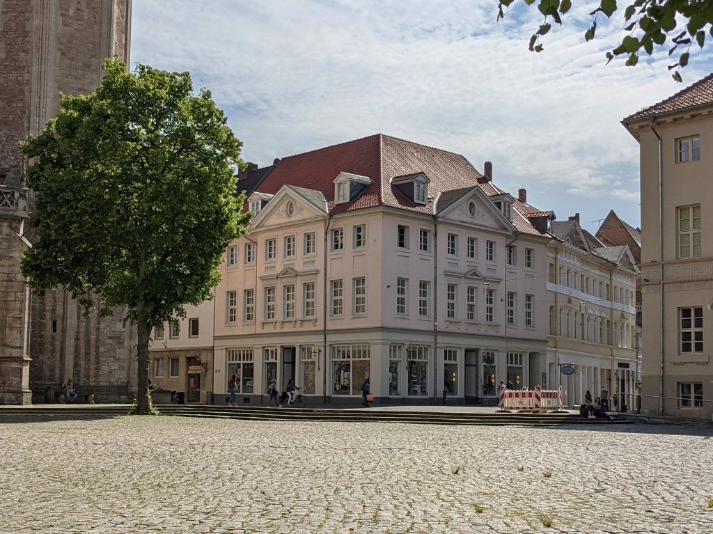 Burgplatz: Blick nach Südwesten