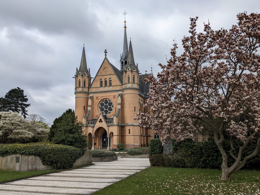 Friedhofskapelle auf dem Hauptfriedhof