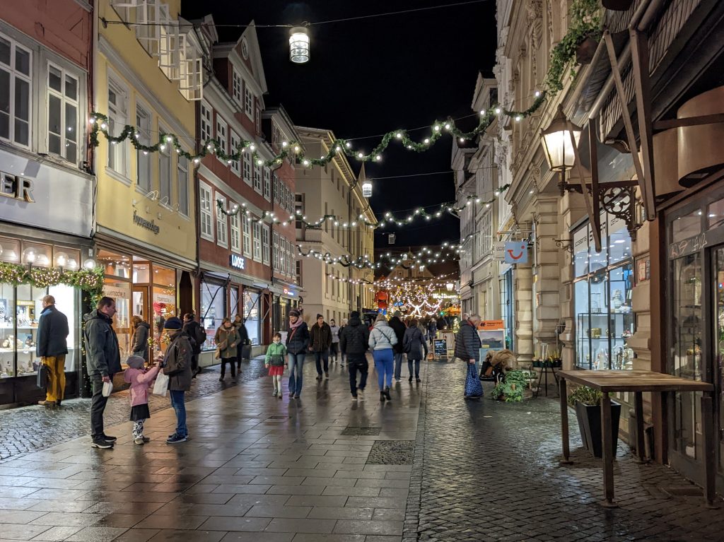 Vor der Burg