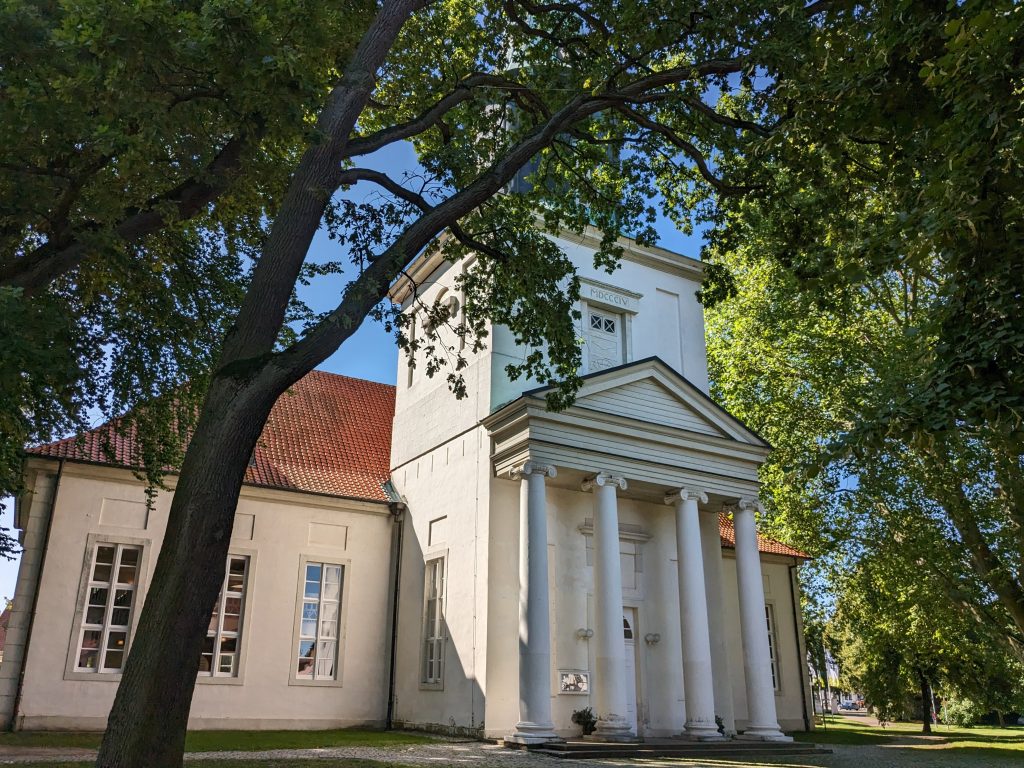 Michaeliskirche von Norden