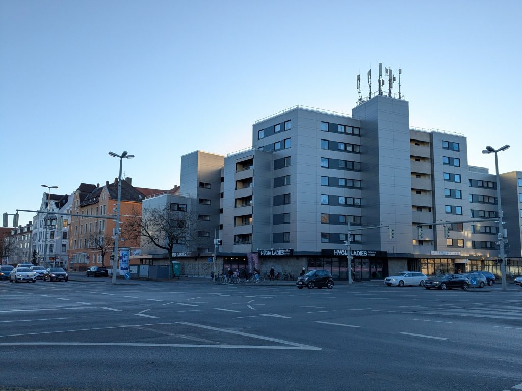 Kreuzung Rebenring/Hagenring/Hans-Sommer-Straße/Brucknerstraße