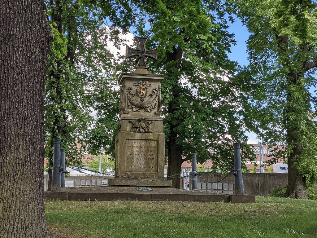 Schill-Denkmal