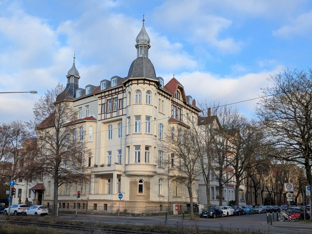 Ecke Wolfenbütteler Straße/Campestraße