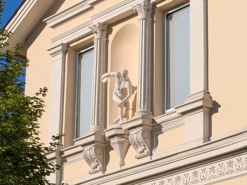 Ferdinandstraße Detail